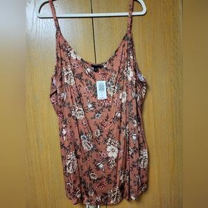 Torrid Ava Stretch Challis Cami in Red Floral NWT Size 4